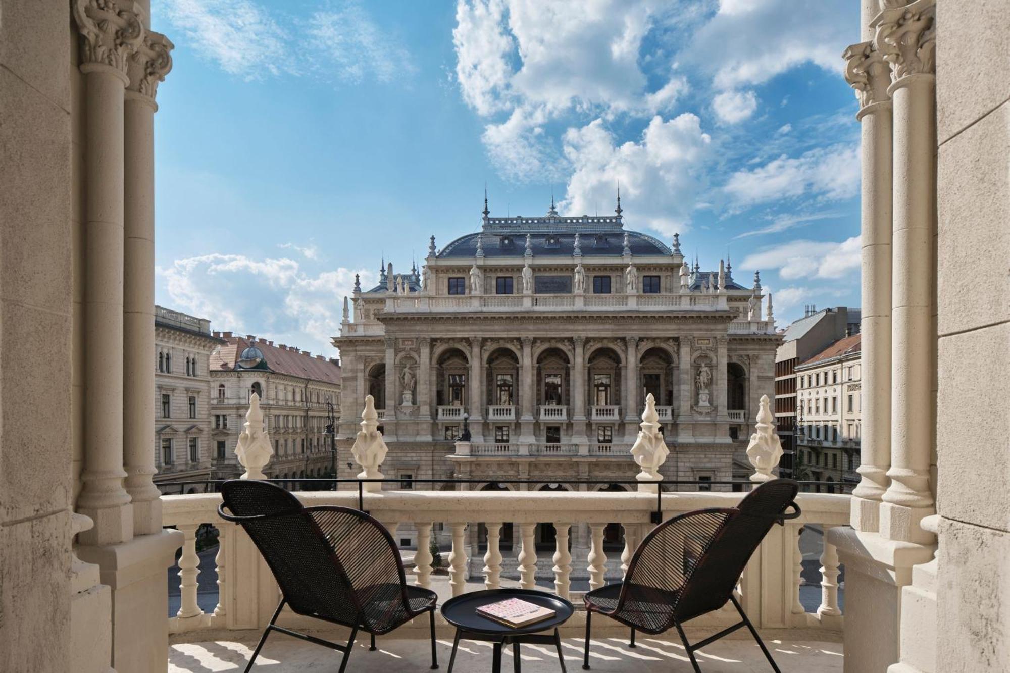 W Budapest Exterior foto